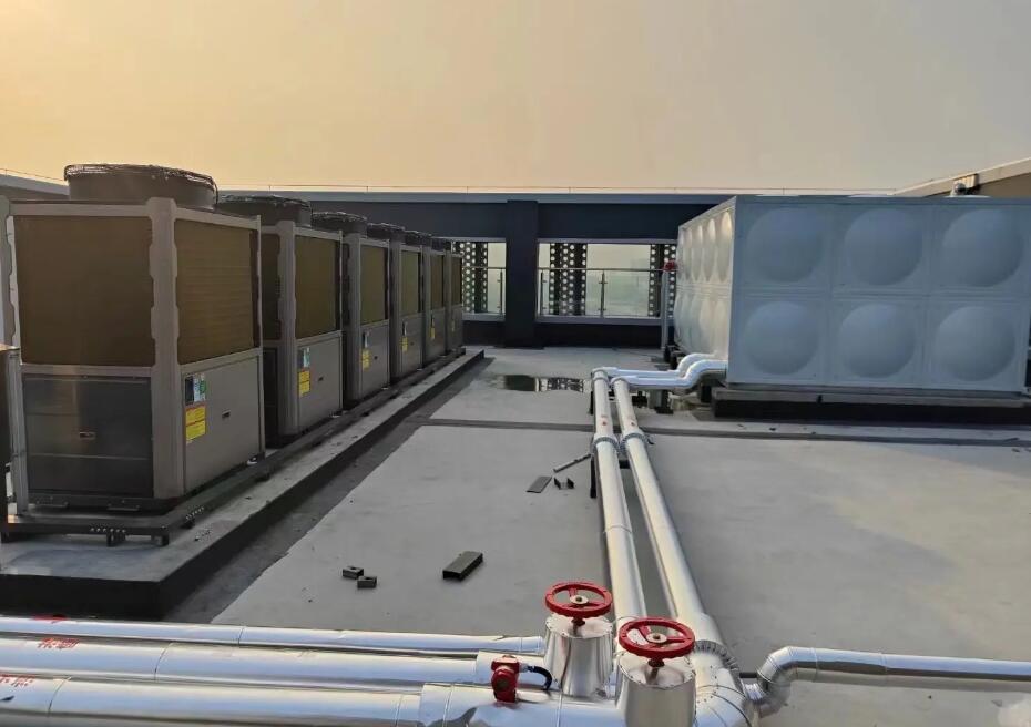 65KW熱源泵規(guī)格及其在供暖系統(tǒng)中常見(jiàn)的配置要點(diǎn)